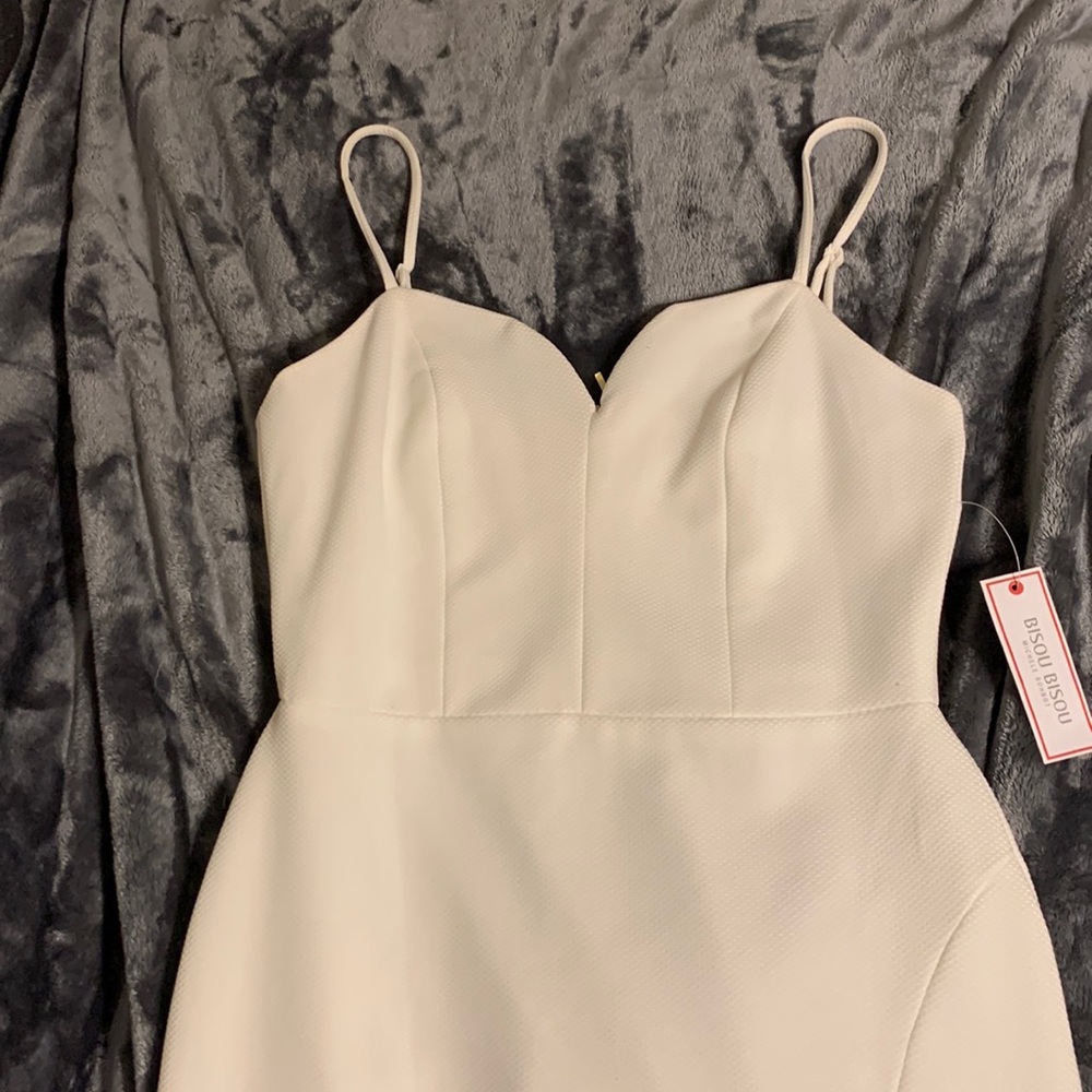 Gorgeous white bisou bisou dress